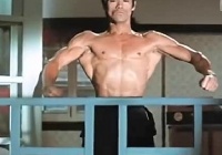 李小龙牛逼视频 你不知道的李小龙秘密真相|双节棍打乒乓球|削火柴视频