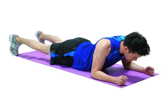 型男健身房:8招唤醒男人沉睡六块肌