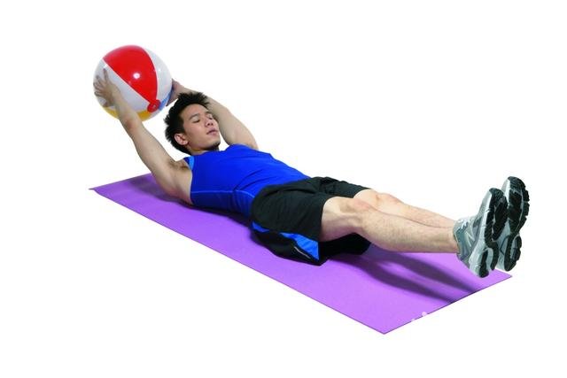 型男健身房:8招唤醒男人沉睡六块肌