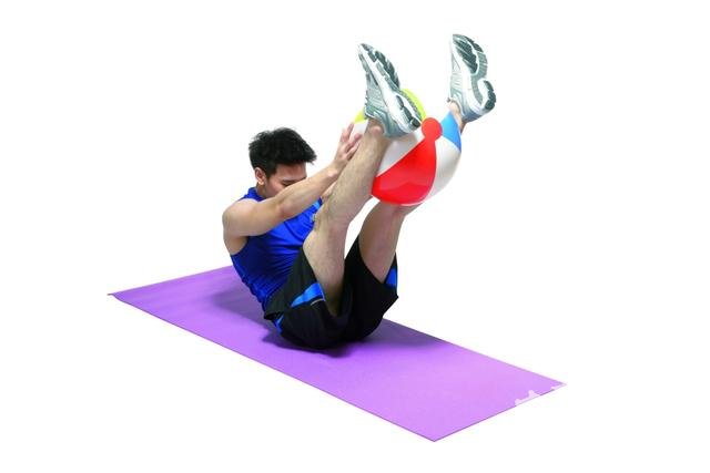 型男健身房:8招唤醒男人沉睡六块肌