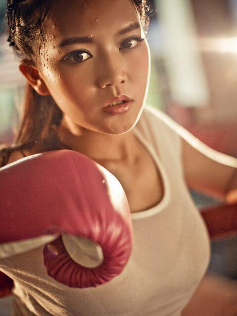 ��ޱ�����I�ں��ϴ�W�������WԺ�cӰҕˇ�g�WԺ�������֌��I���������ǽ�ʮ�������^�赸��һֱ���������������T������2012�ǽ��x�e��Ů����ȫ��ʮ�������������^�赸�������������ܔ[��&ldquo;һ���R&rdquo;��