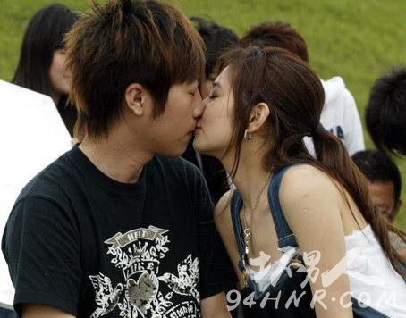 初吻怎么吻视频 打造完美初吻 让你吻到对方销魂