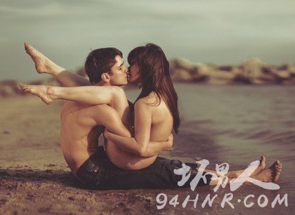 我和女友在教室里爱爱的性爱经历(图)