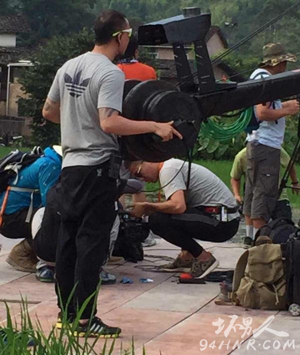 爸爸去哪儿第三季在福建漳州河坑土楼群山村拍摄录制现场图片