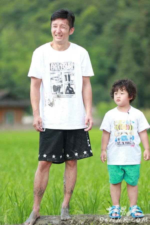 爸爸去哪儿第三季在福建漳州河坑土楼群山村拍摄录制现场图片