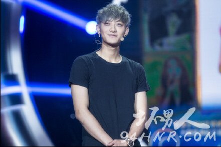 黄子韬节目中深情落泪 演唱周杰伦歌曲视频在线观看