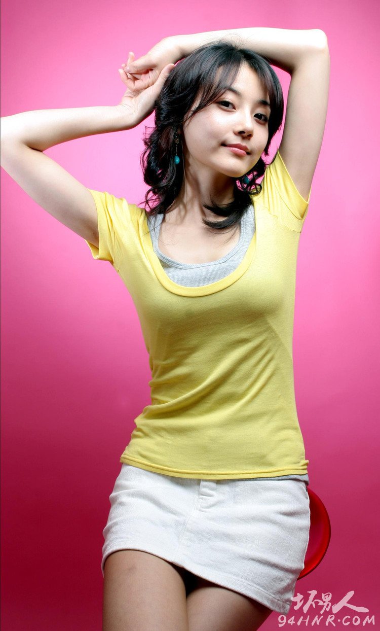 好色女讲述自己的第一次性爱经历