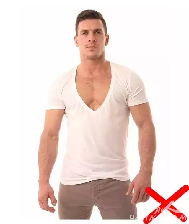 不要:单穿v领T恤