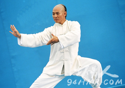 李连杰为什么声称自己离死亡不远了?功夫皇帝疾病缠身即将落下帷幕?