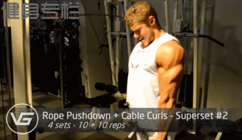 手臂锻炼起来 这样才能保护好女朋友