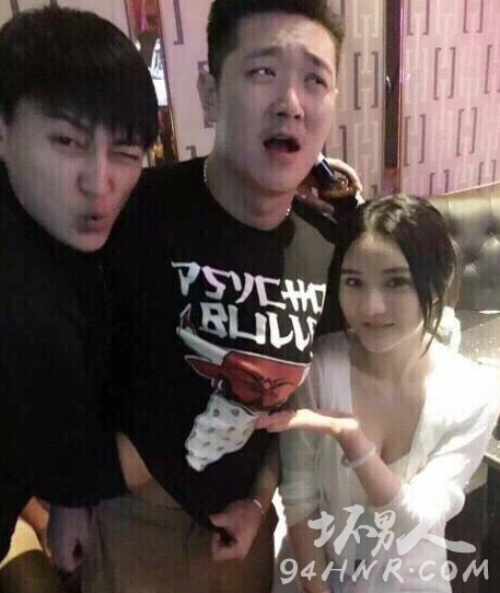 田源“出軌門”后向汪涵下跪