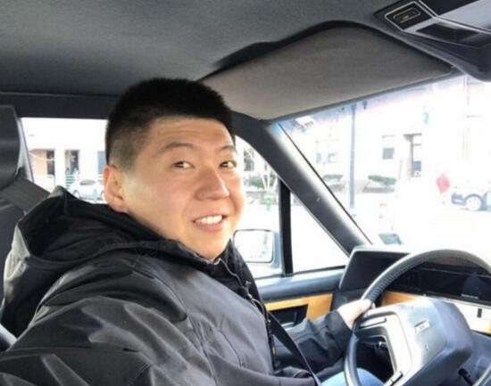 �Z�J���{ײ����˾�zӰ������Ć�