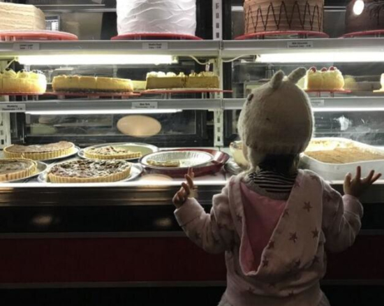 周杰伦女儿正面照好丑