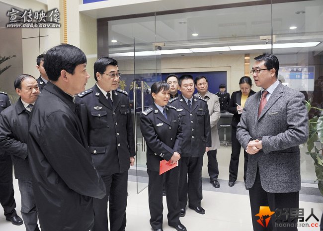 王立军事件引发高层的原因 王立军为什么被休假式治疗
