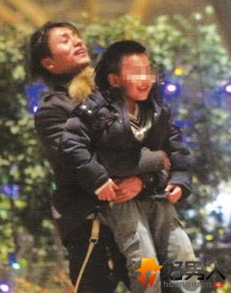 陈坤儿子的生母是谁