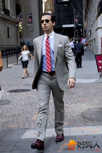 精英们如何着装