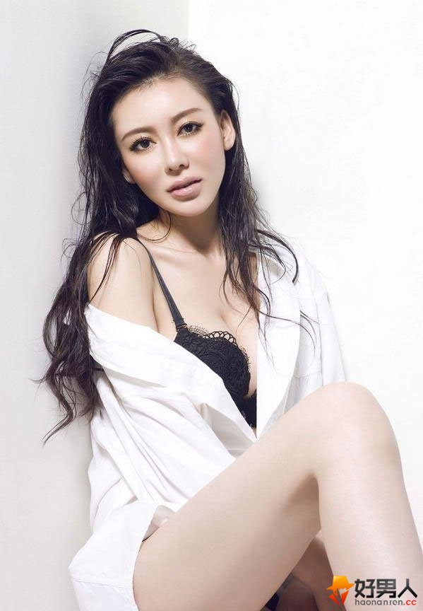 表姐夫举动太亲密