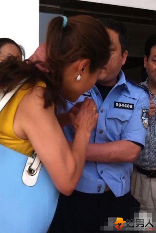 ���ݹ��������Ϸ�Ů��