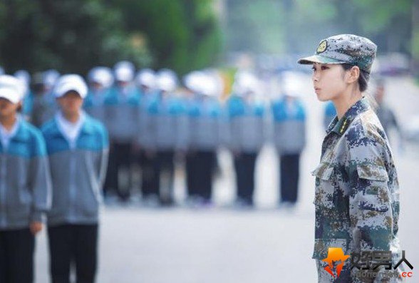 �й�����Ů�̹�