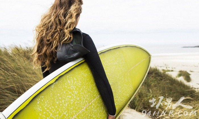 o-WOMEN-SURFING-facebook-e1397080694989