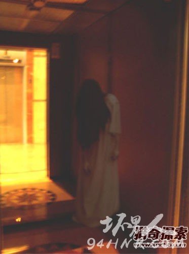 �¹����Ƶ� ������Ĺ���Ƭ����һ���亹