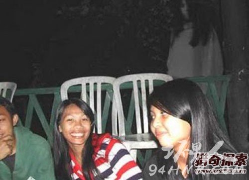 �¹����Ƶ� ������Ĺ���Ƭ����һ���亹