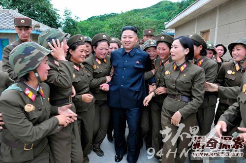 ���˸�Ȣ����Ů�������۳���Ů��Ϊ�μ޲���ȥ