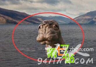 惊呆!游客目睹天池怪兽出水 当场被吓晕