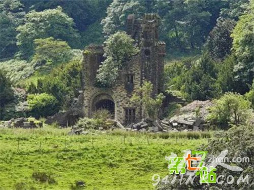 被诅咒的古老庄园:揭秘史上令人胆寒的鬼宅