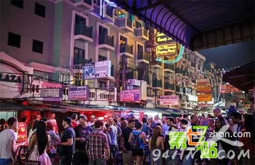 ʵ��̩������ҹ�����Ů������˺���