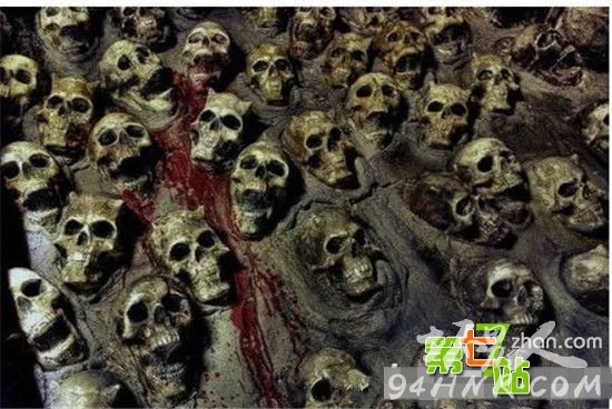 北京地铁10号线闹鬼!监控记录完整再现